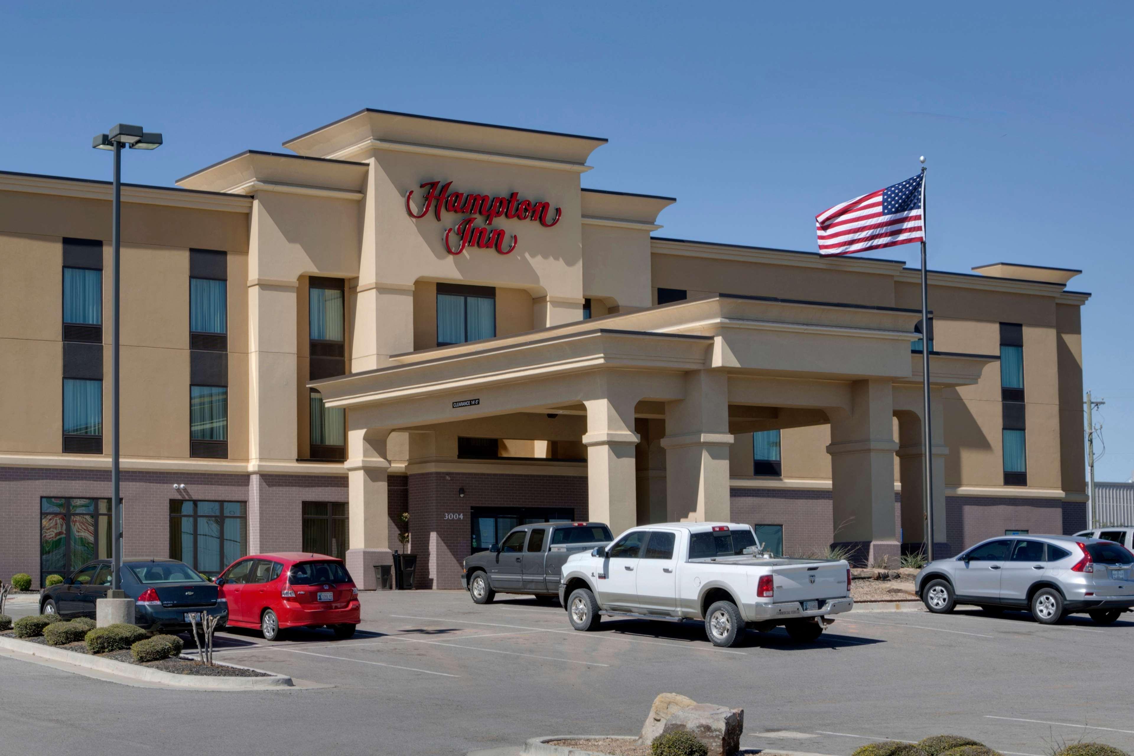 Hampton Inn Chickasha Exterior photo